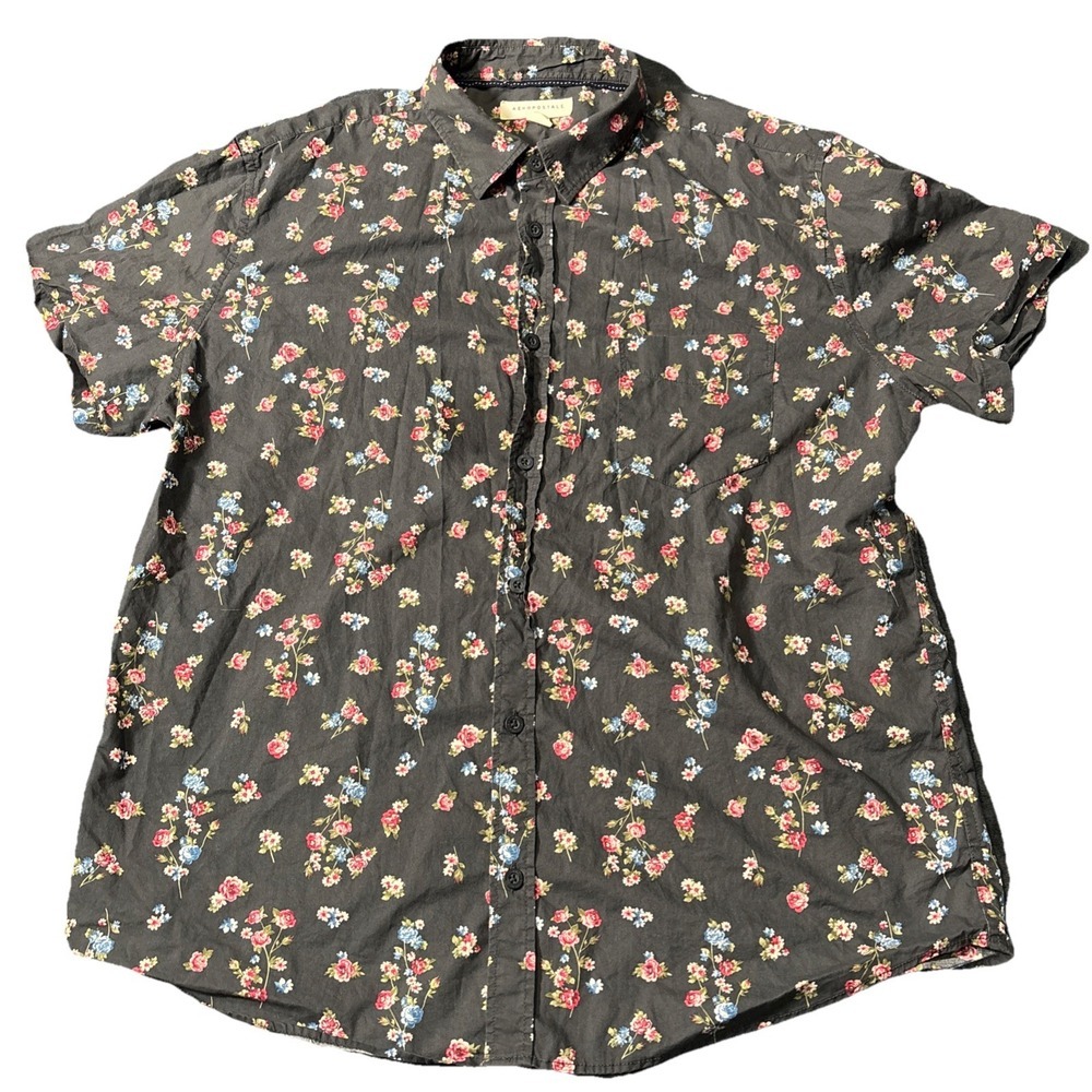 Aeropostale Black Floral Button Up Shirt